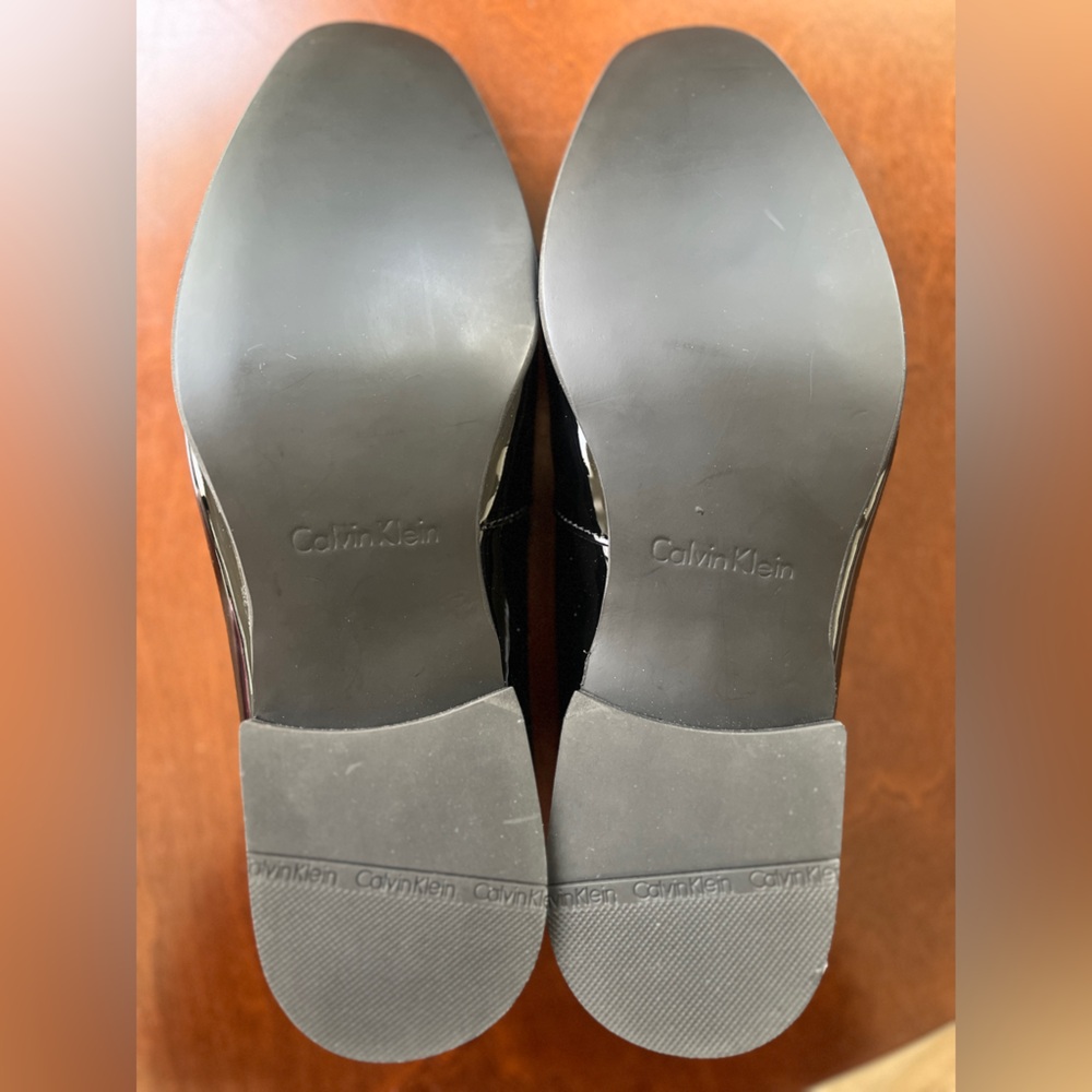 NIB Men’s Size 12 Calvin Klein Sleek Black Slip-On Loafers with Patent Finish - Picture 4 of 11